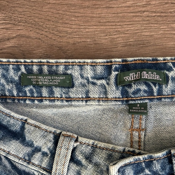 WILD FABLE Midrise 90's Relaxed Straight Jeans Size 2 - Picture 2 of 6